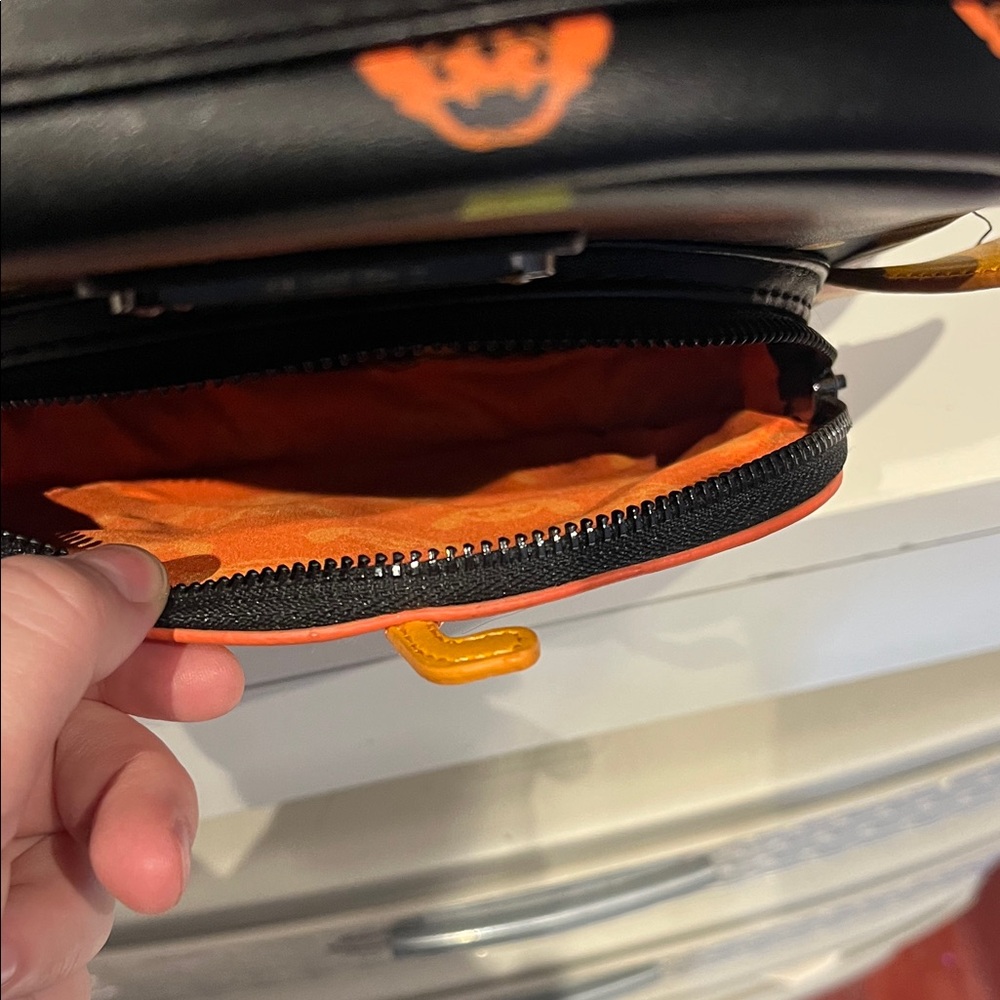 Loungefly Black and Orange Halloween Stitch Pumpkin Mini Backpack - Picture 7 of 7